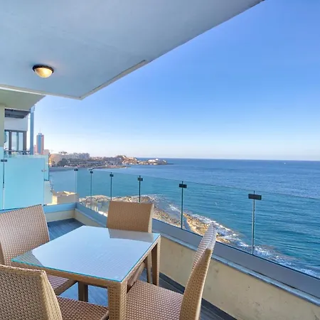 Apartment Unique Seafront 3br, - Ac & Wifi By 360 Estates Sliema